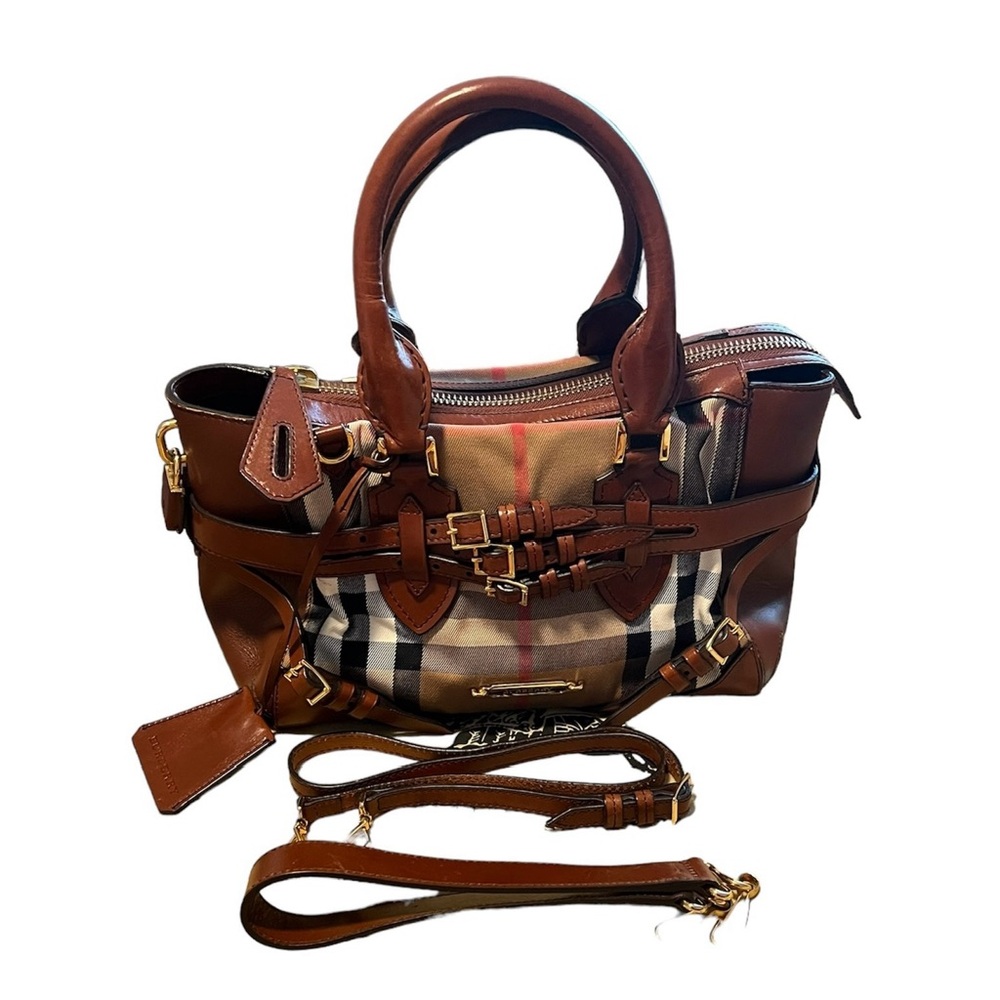 ✨✨HP✨✨Burberry Purse